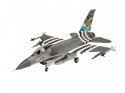 Model plastikowy Samolot 50TH Anniversary F-16 Falcon 1/32