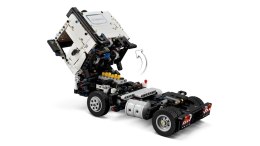 LEGO Technic 42175 Ciężarówka Volvo FMX i koparka EC230 Electric